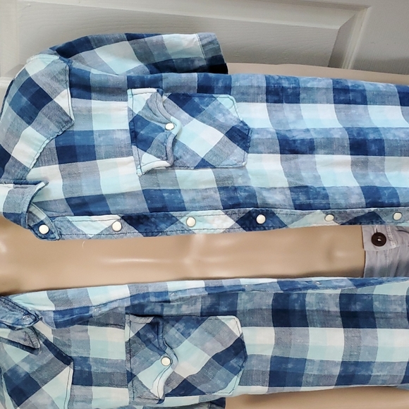 Plaid Shirt - Picture 2 of 7